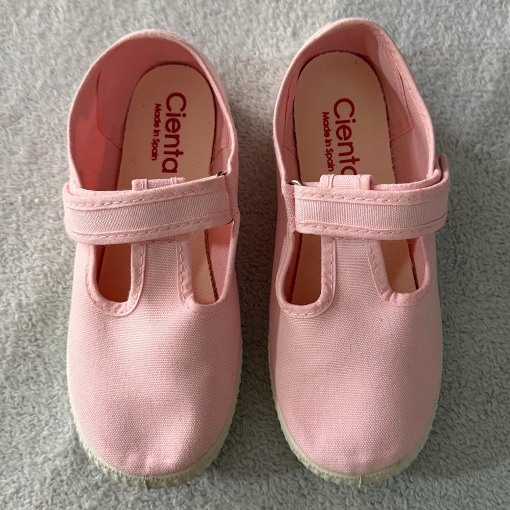 Cienta | Pink Canvas Mary Jane Shoes | EU 30C